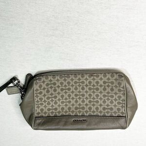 Coach OP Art Grey Wristlet Pouch Has Hangtag Signature Canvas Leather Trim